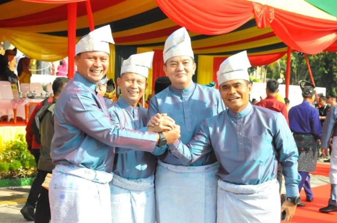 Danrem 031/WB Hadiri Upacara Peringatan HUT Ke-67 Provinsi Riau.
