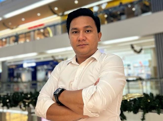David Rumangkang.