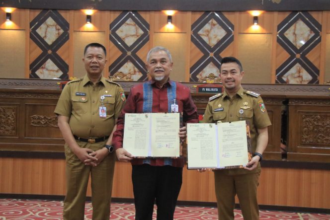 Penjabat (Pj) Wali Kota Pekanbaru Risnandar Mahiwa menyampaikan apresiasinya terhadap kerja sama berupa Nota Kesepahaman (MoU) antara Pemko Kota Pekanbaru dan Bank Riau Kepri (BRK).