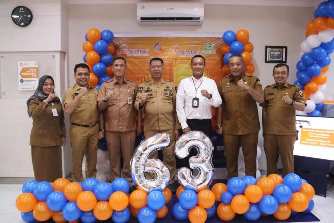Sekretaris Daerah Kota Pekanbaru, Indra Pomi Nasution, S.T., M.Si., menghadiri jamuan makan siang dalam rangka peringatan HUT ke-63 PT. Bank Sumut di Cabang Pekanbaru.