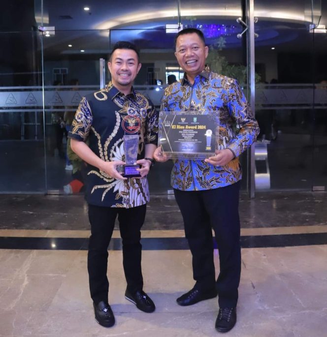 Tahniah, Pemko Pekanbaru Raih Peringkat Informatif pada KI Riau Award 2024
