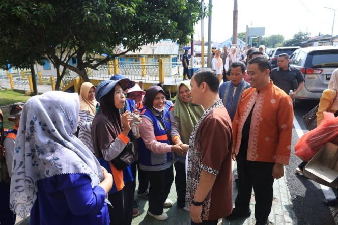 
					Wali Kota Pekanbaru Agung Nugroho Ajak Masyarakat Mengenal Objek Wisata Bersejarah di Senapelan.