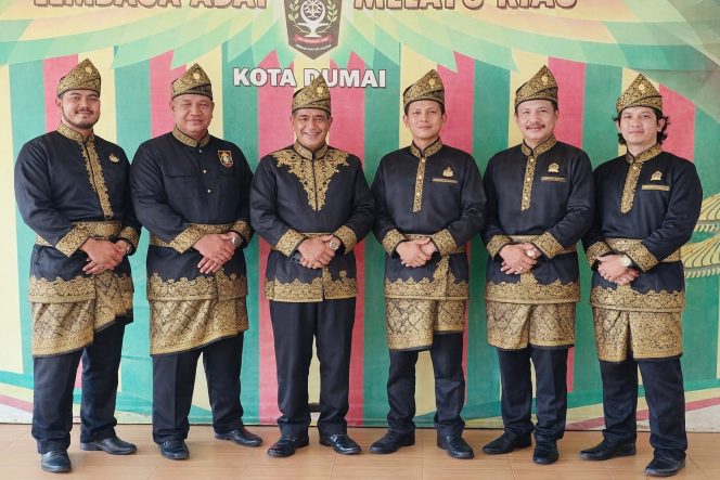 
					Lembaga Adat Melayu Riau (LAMR) Dumai Bersinergi dengan Polda Riau Cegah TPPO Jalur Nonprosedural.